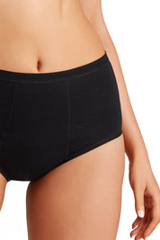 A model wearing the Full Brief in colour Black (Black), from the front, cropped image