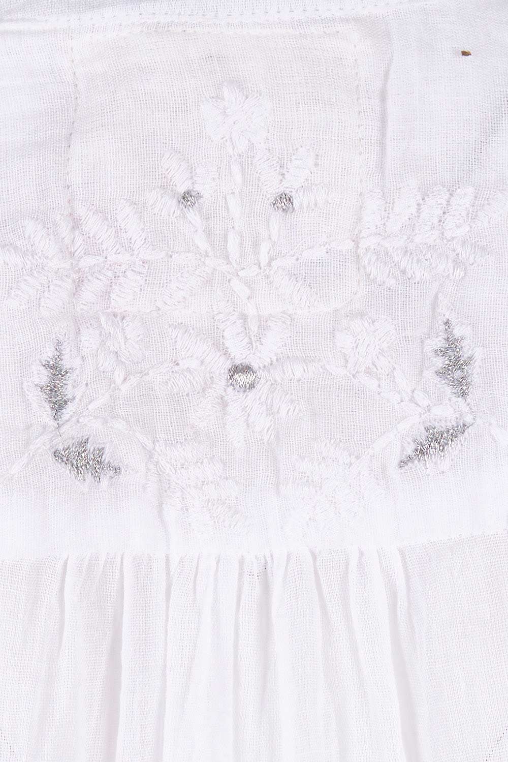 Product shot of the Ariana Shirt in colour White (White), detail