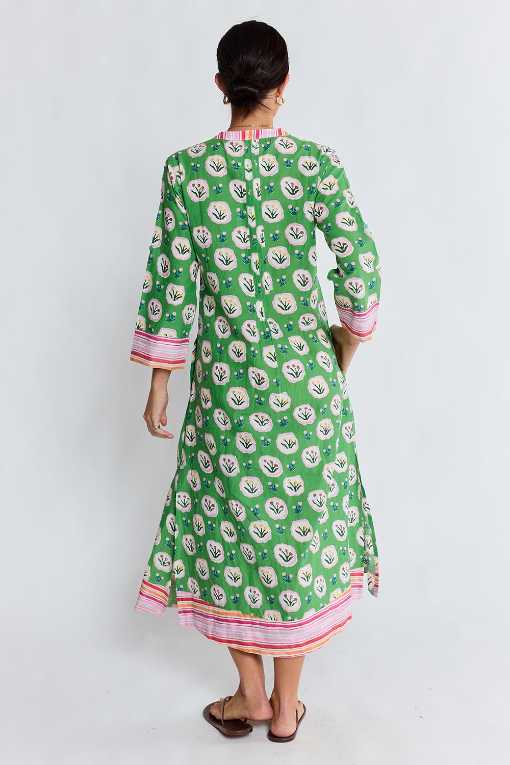 Model Genericm wearing size sample of the Beth Midi Dress – Fern in colour Fern, from the front