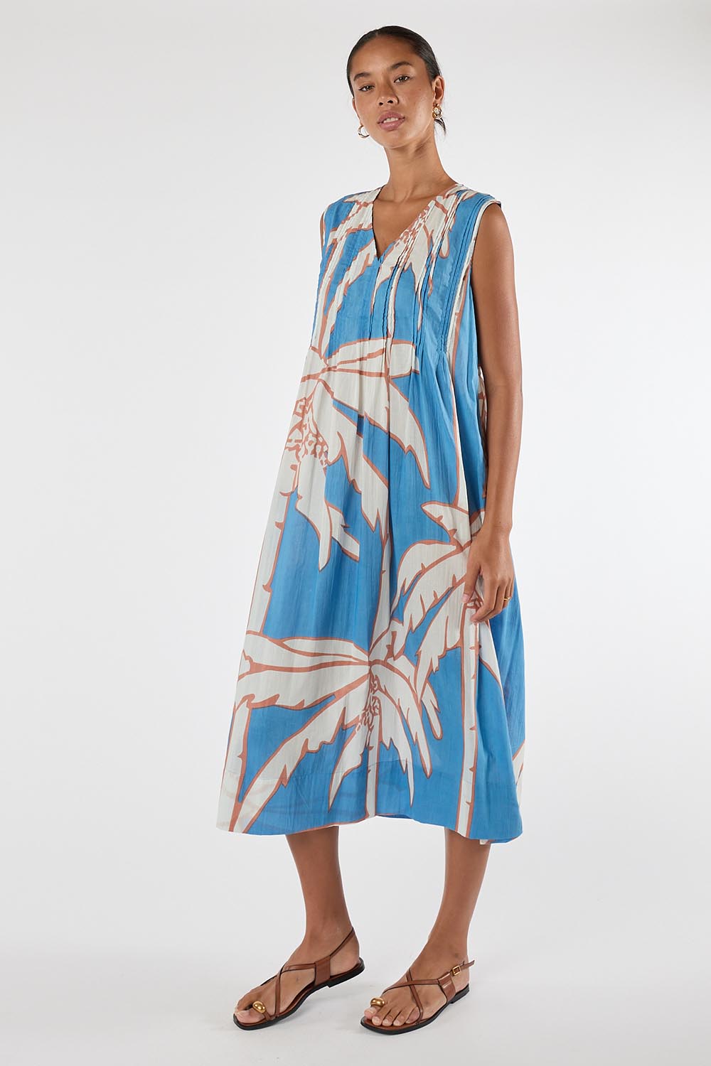 Model Genericm wearing size sample of the Colette Sleeveless Midi Dress – Sky in colour Sky, from the front