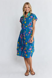 Model Genericm wearing size sample of the Flamingo Shirtdress – Azure in colour Azure, from the front