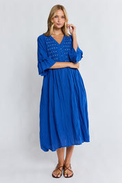 Model Genericm wearing size sample of the Marilyn Midi Dress – Azure in colour Azure, from the front