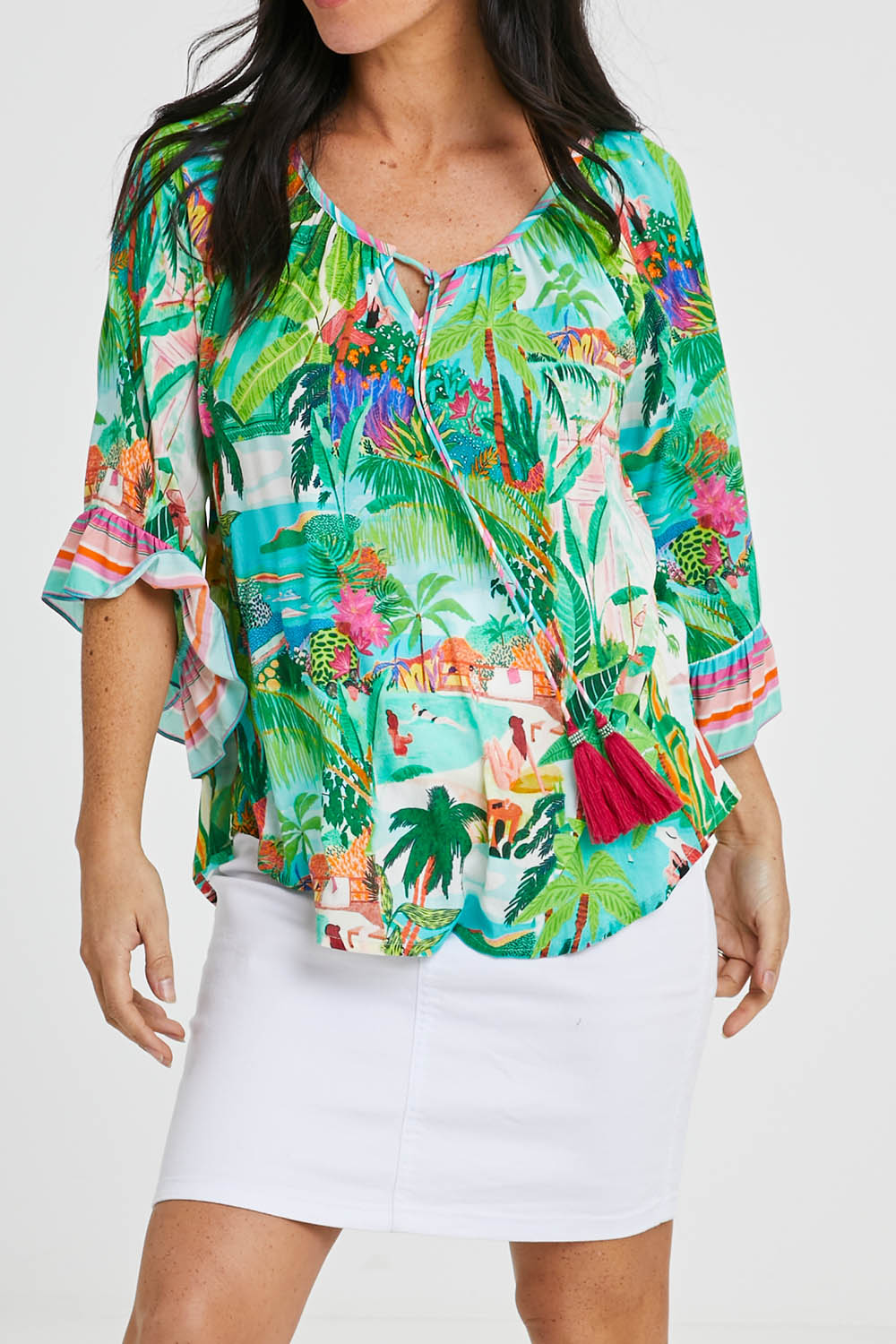 Model Katie wearing size S of the Vacation Top in colour Print (Green), from the front, cropped image