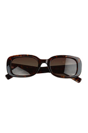 Product shot of the Taytum Sunglasses in colour Tortoise, from the front