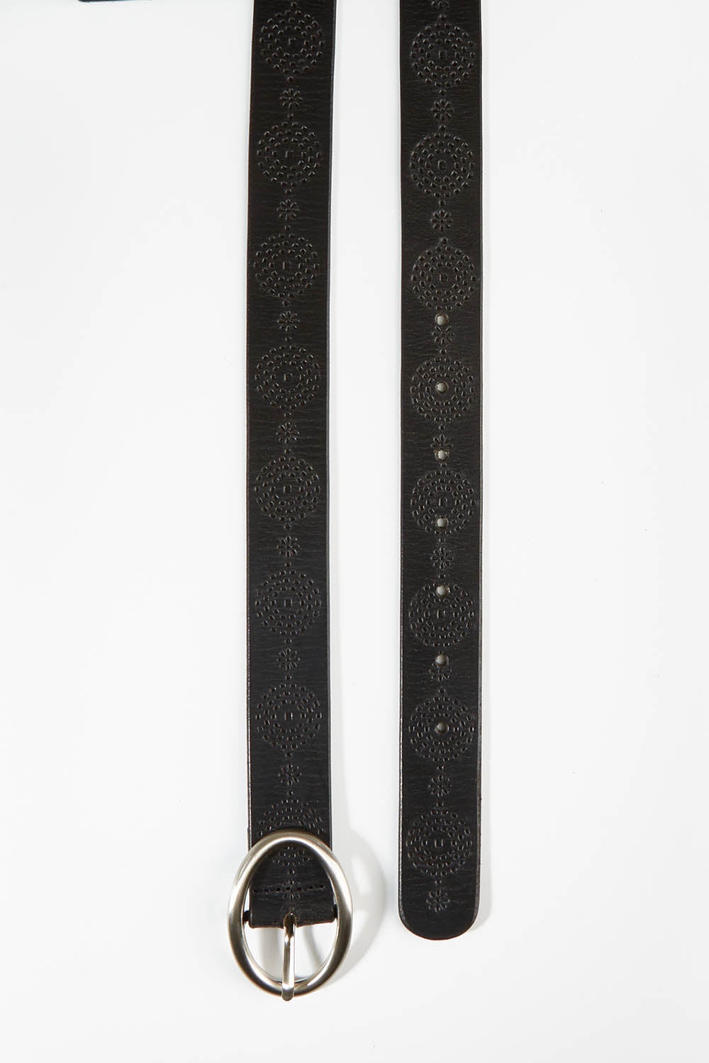 A model wearing size S of the Bronte Park Leather Belt in colour Black (Black), from the front, showing the whole outfit