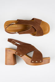 Model Genericm wearing size sample of the Anabella Heel - Chestnut in colour Chestnut, from an angle