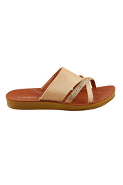 Product shot of the Bride Slide in colour Caramelraf, from the front