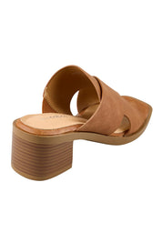 Product shot of the Meri Heel - Chocolate in colour Chocolate, from the back