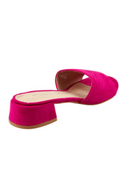 Product shot of the Zayne Slip On Heel in colour Fushia (Pink), from the back