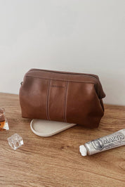 Albie Cosmetic Case – Cognac