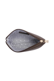 Product shot of The Everyday Pouch in colour Chocolate, detail
