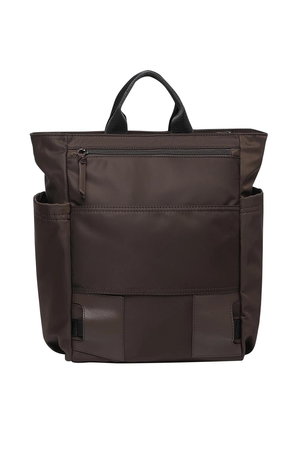 Product shot of the Bronx Backpack in colour Nylonchoc, detail