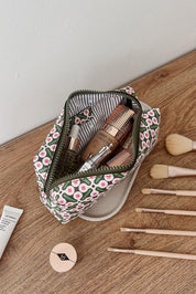 Brianna Make Up Bag With Brush Set – Retroolive