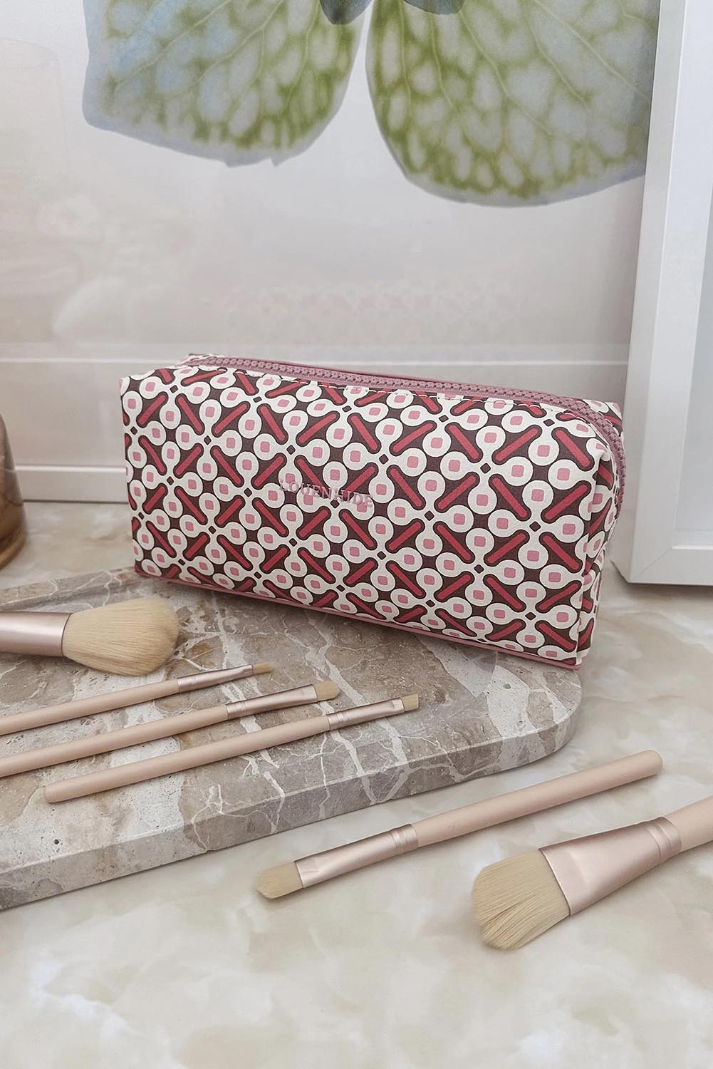 Brianna Make Up Bag With Brush Set – Retropink