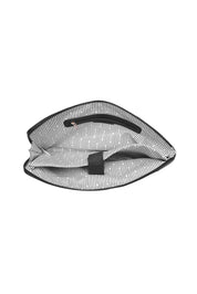Product shot of the Liv Laptop Sleeve in colour Black (Black), detail