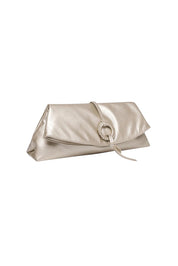 Product shot of the Asha Clutch - Champagnegold in colour Champagnegold, showing detail