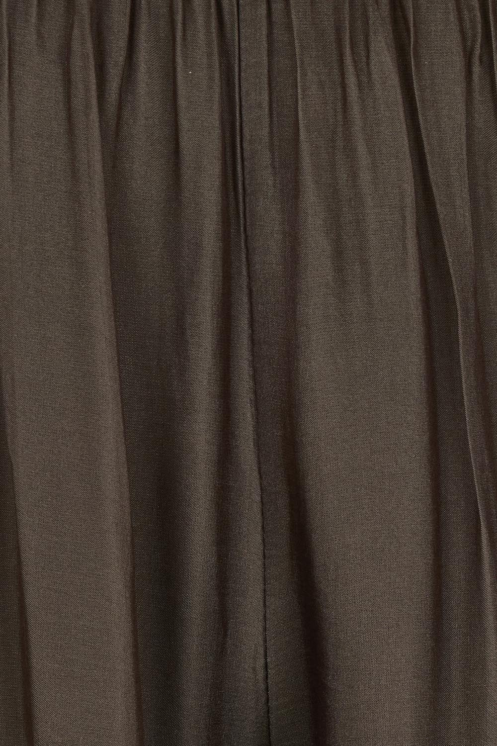 Product shot of the Silk Pant in colour Moro, detail
