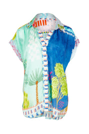 Product shot of the Etereo Top in colour Lagoon (Blue), from the front