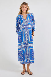 Model Genericm wearing size sample of the Samora Kaftan Dress – Ocean in colour Ocean, from the front