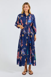 Model Genericm wearing size sample of the Summer Vibes Shirtdress – Navy in colour Navy, from the front