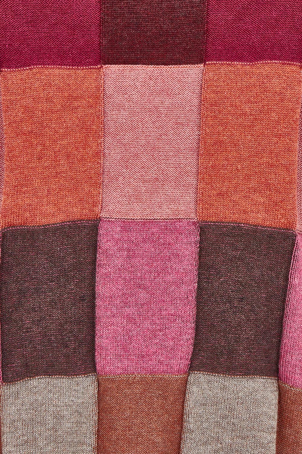 Product shot of the Lindi Organic Cotton Sweater in colour Spice (Pink), detail
