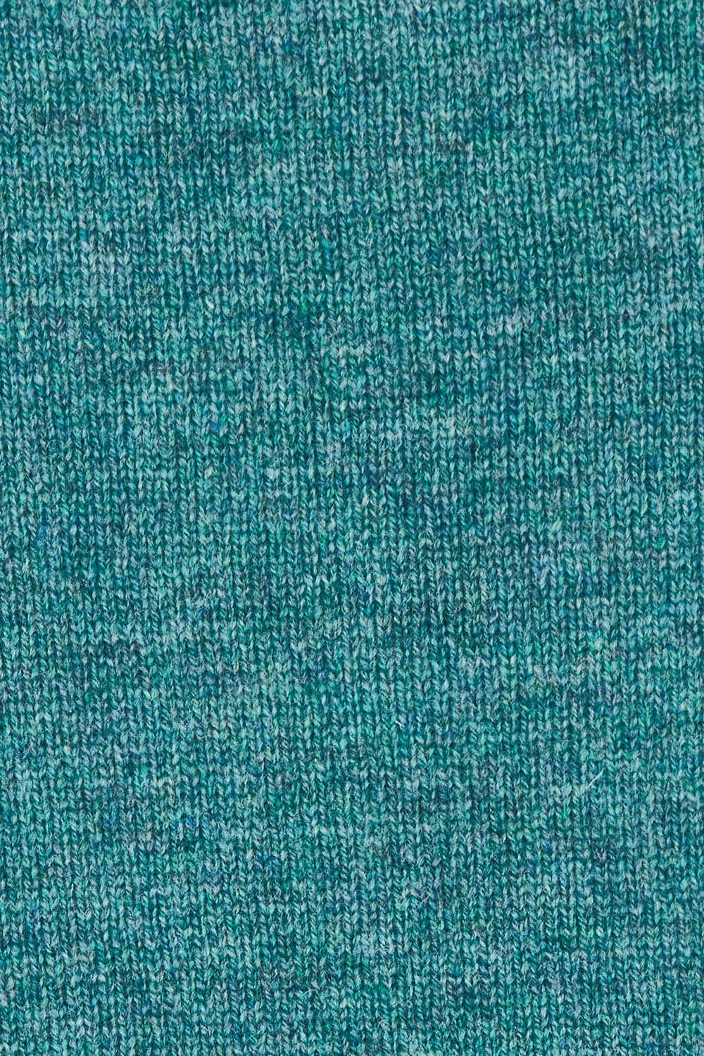 Product shot of the Mitos Vest in colour Darksea (Green), detail