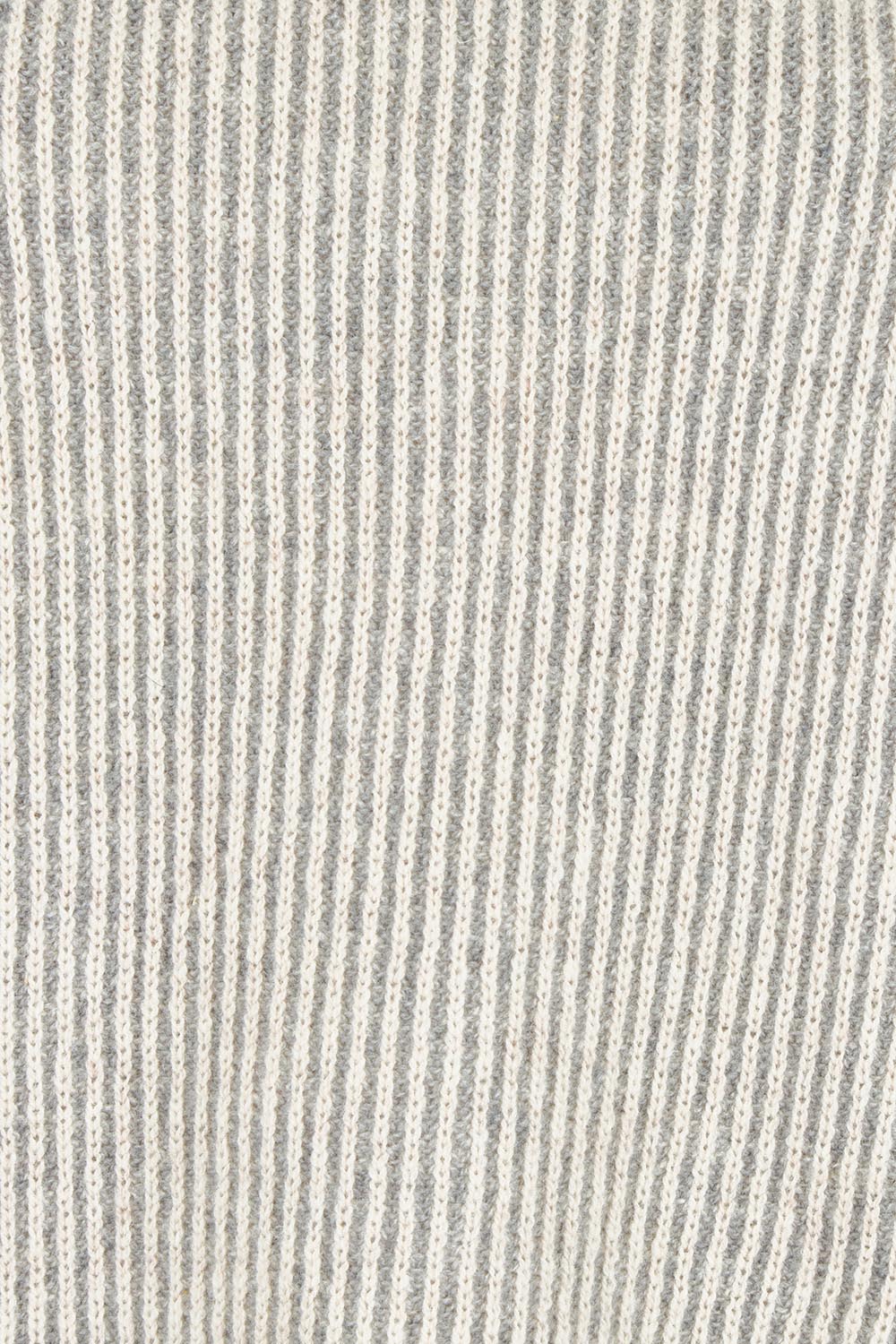 Product shot of the Somers Lambswool Sweater in colour Oat, detail