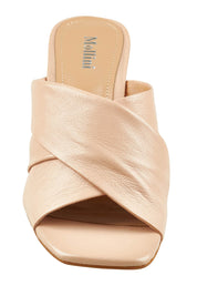 Product shot of the Aiya Leather Wedge Heel in colour Dknudenat, detail