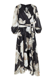 Product shot of the Soraya Printed Maxi Dress in colour Blackprint (Black), from the front