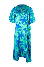 Product shot of the Alanah Wrap Dress in colour Bahamas (Green), from the front