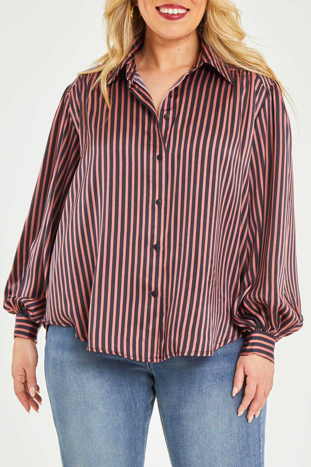 Model Katie wearing size 16 of the Heather Shirt in colour Navypink (Blue), from the front, cropped image