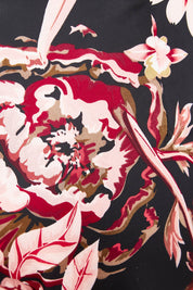 Product shot of the Mia Pants in colour Floral (Black), detail
