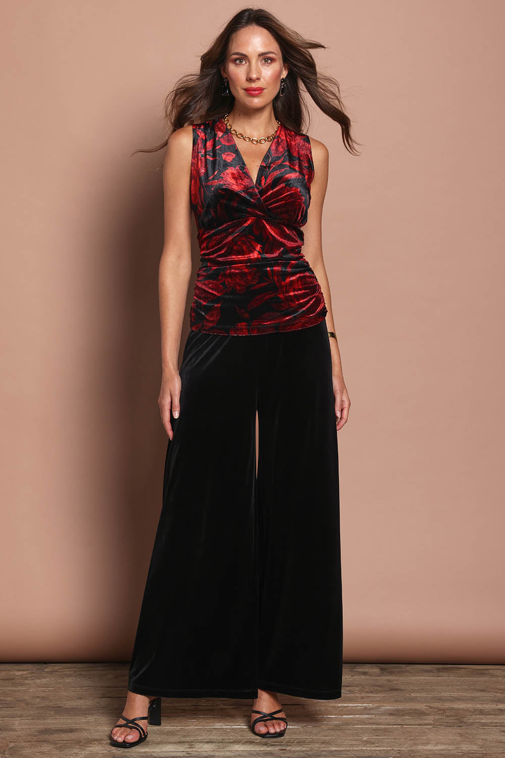 Kaia Velvet Pants – Black