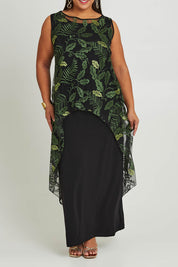Model Ashleigh wearing size 16 of the Mariela Dress Set in colour Blkforest (Black), from the front, cropped image