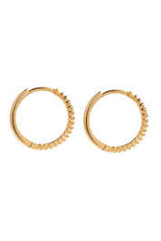 Product shot of the Raya Huggie Earring in colour Gold (Metallics), detail