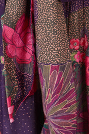 Product shot of the Hendrix Pant in colour Waterlily (Blue), detail