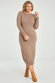 Model Fiona wearing size XL of the Cotton Cashmere Knit Dress in colour Timberwolf, from the front, showing the whole outfit