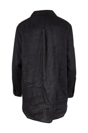 Product shot of the Linen Oversized Boyfriend Shirt in colour Black (Black), from the back