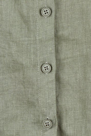 Product shot of the Linen Oversized Boyfriend Shirt in colour Olive (Green), detail