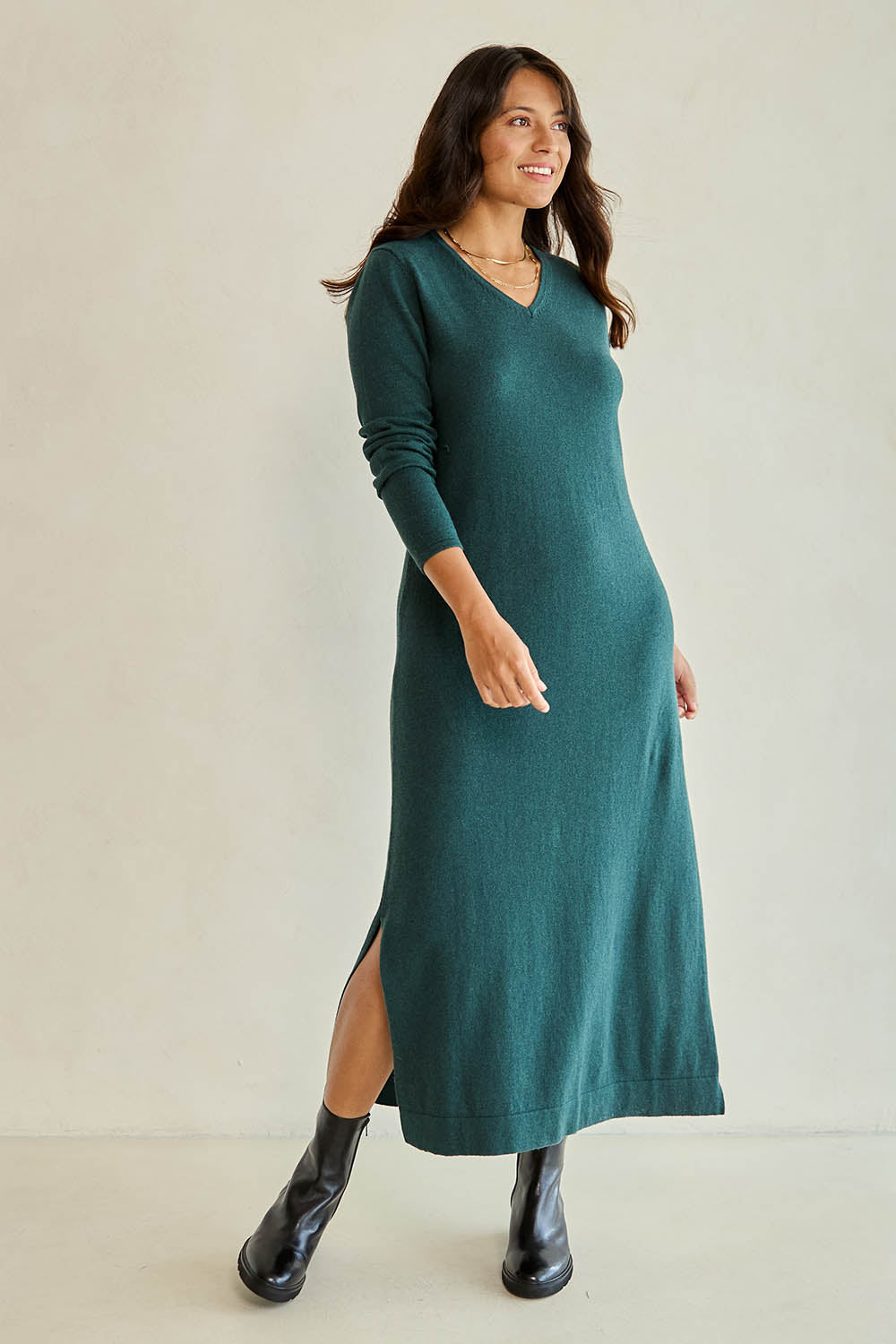 NBIRD-155_Green_Model_tahneei_Size_10_Full_0_20260324_L.jpg