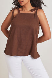 Model Terri-Leigh wearing size 14 of the Linen Cotton Tie Top in colour Chocolate, from the front, cropped image