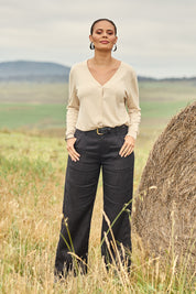 Model Lala wearing size 10 of the Linen Straight Pant in colour Black (Black), from the front, showing the whole outfit