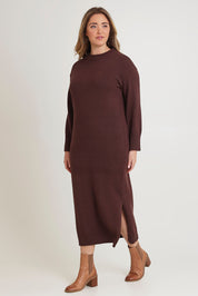 Model Chanel wearing size XL of the Cotton Wool Cashmere Jumper Dress in colour Coco, from the front, showing the whole outfit