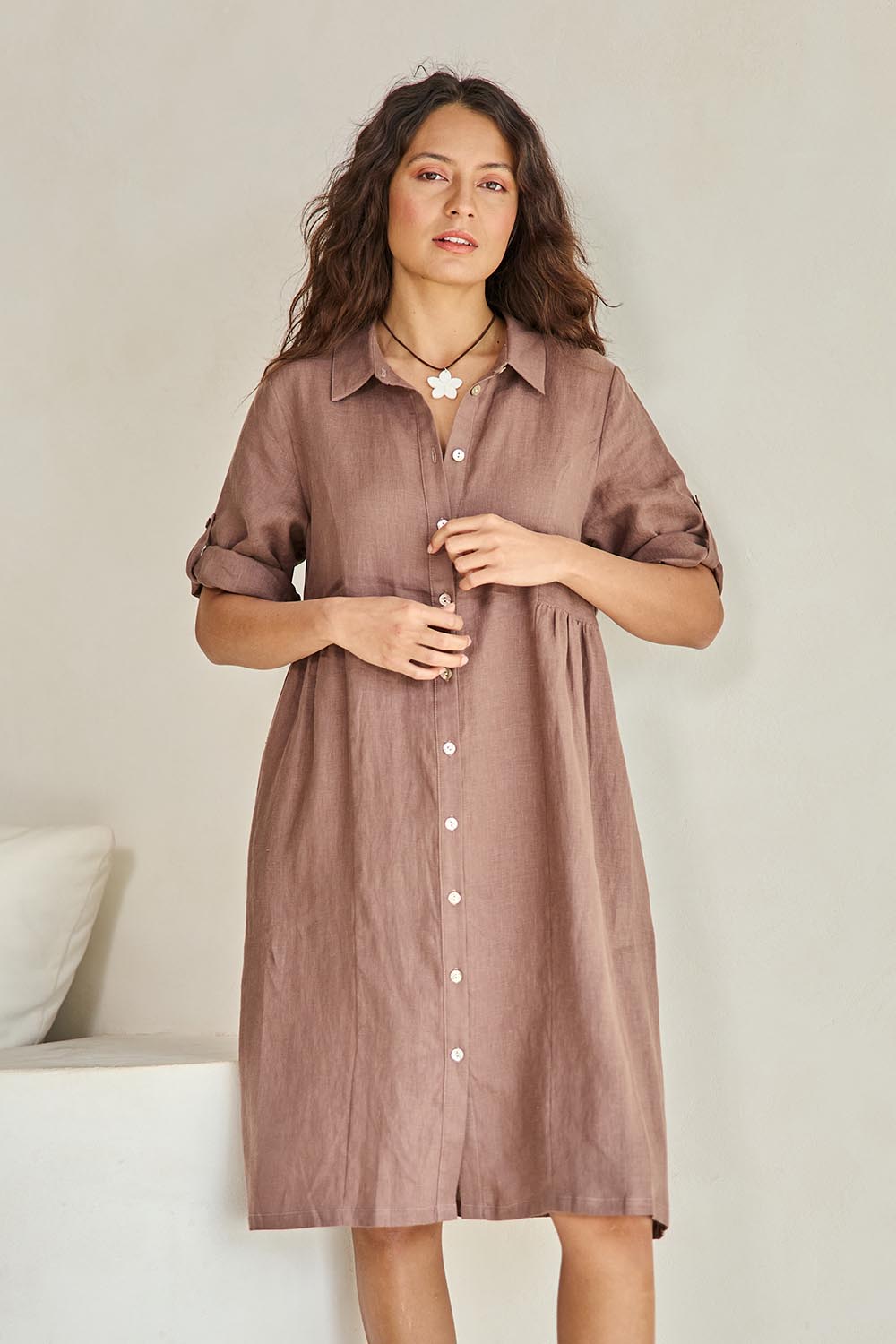 Model Tahneei wearing size 10 of the Linen Shirt Maker Dress – Coffee in colour Coffee, in a cropped view