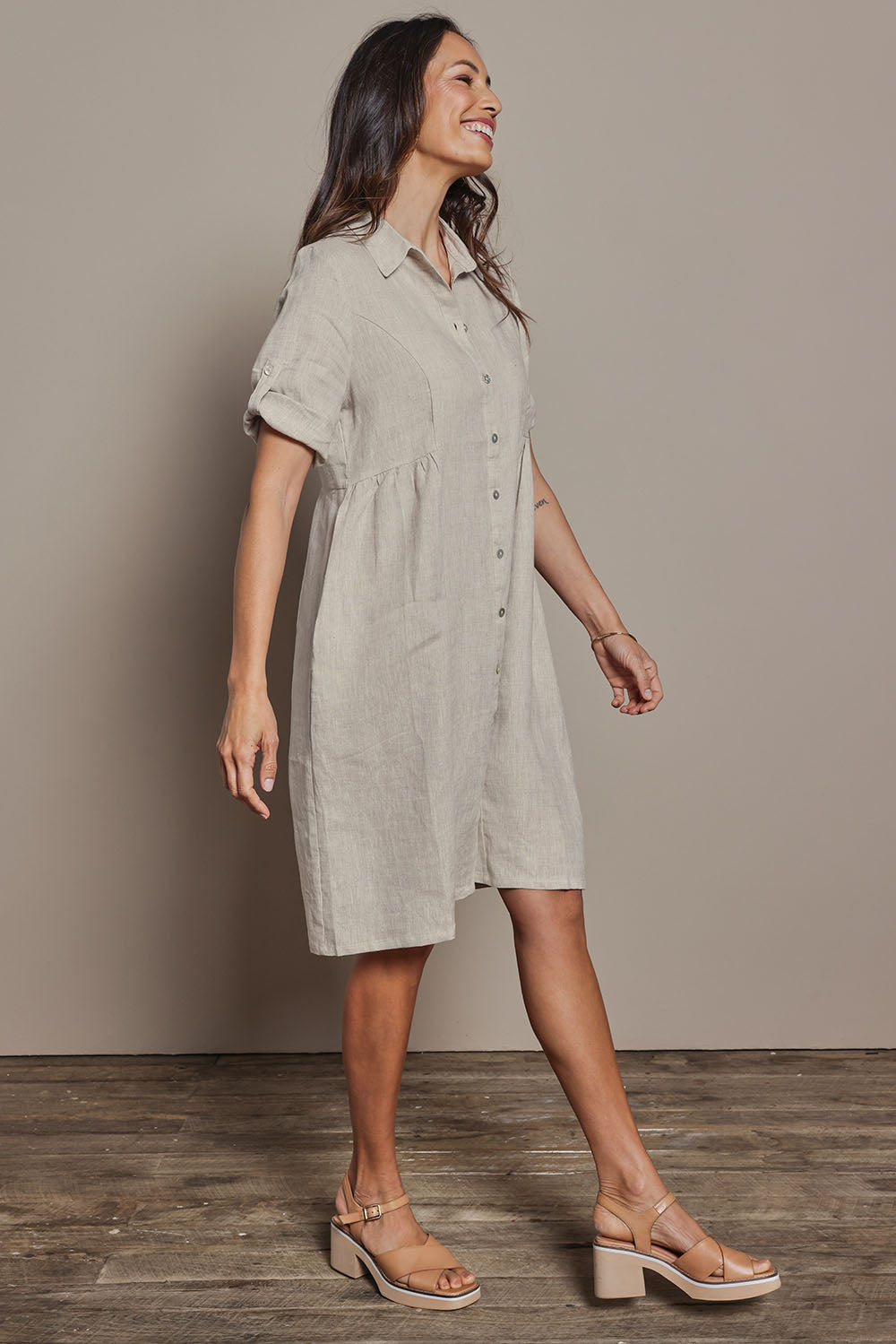 Model Amanda wearing size 10 of the Linen Shirt Maker Dress in colour Natural, from the front, showing the whole outfit