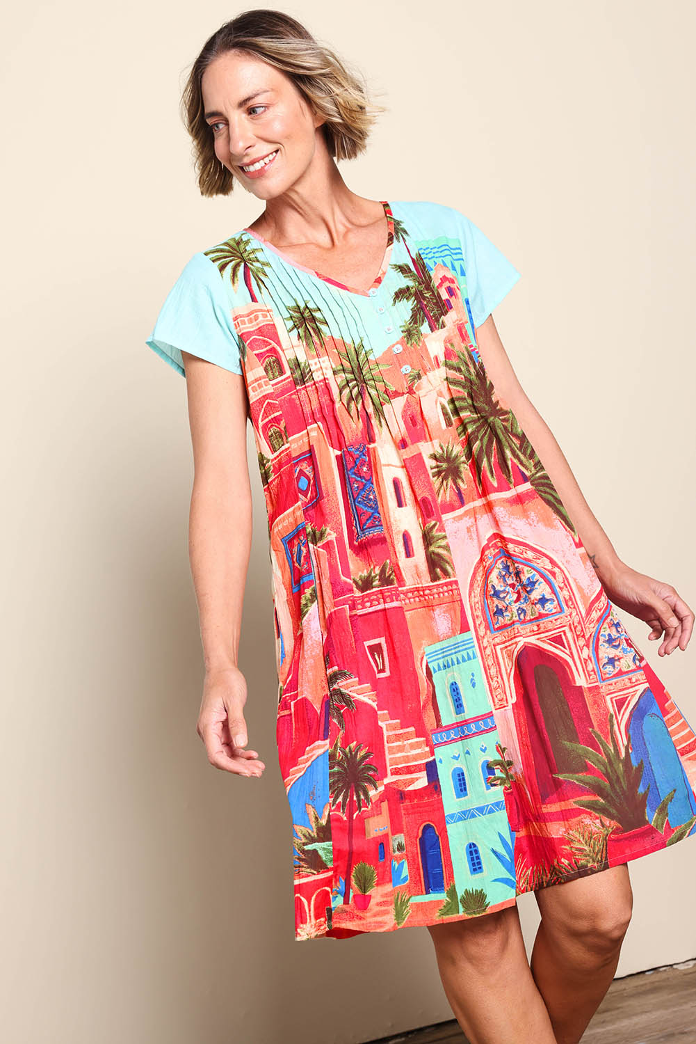 Model Riinar wearing size 10 of the Easy Fit Dress – Rabat in colour Rabat, in a cropped view