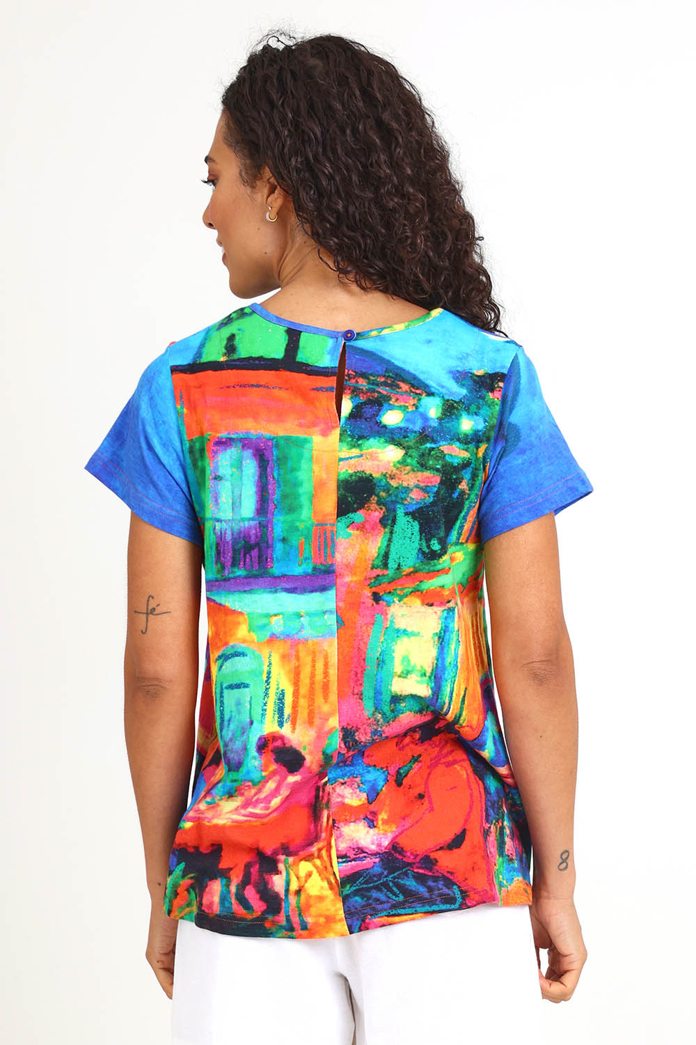 Model Pamelar wearing size 10 of the Crew Contemporary T-Shirt – French in colour French, from the back