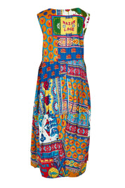 Product shot of the Amritsar Organic Cotton Bubble Sleeveless Dress in colour Print (Blue), from the back