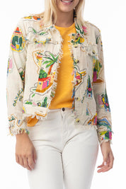 A model wearing the Guatemala Cotton Jacket in colour Guatemala, from the front, cropped image