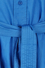 Product shot of the Essentials Organic Cotton Poplin Button through Belt dress in colour Blue (Blue), detail